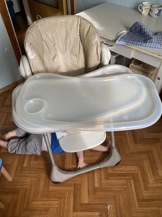 Стільчик для годування дитини Chicco Poly