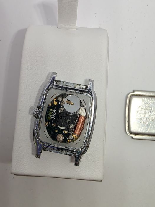 Zegarek Casio LQ-725