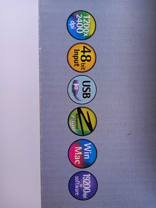 Scanner Canon modelo Lide 25 ultra compacto