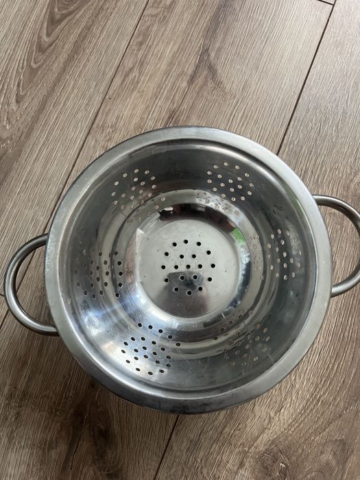 Друшлак металевий великий