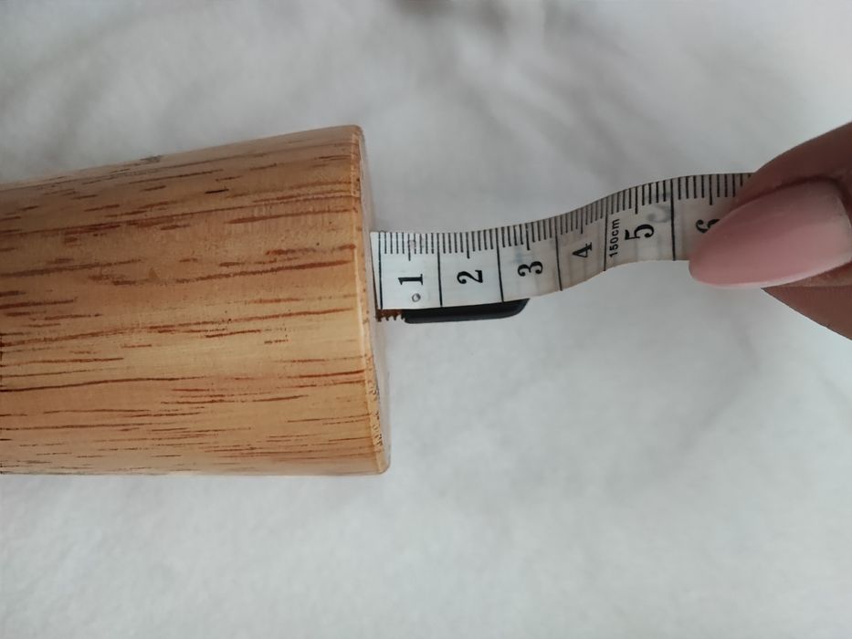 Zestaw 4 nowych drewnopodobnych nóżek