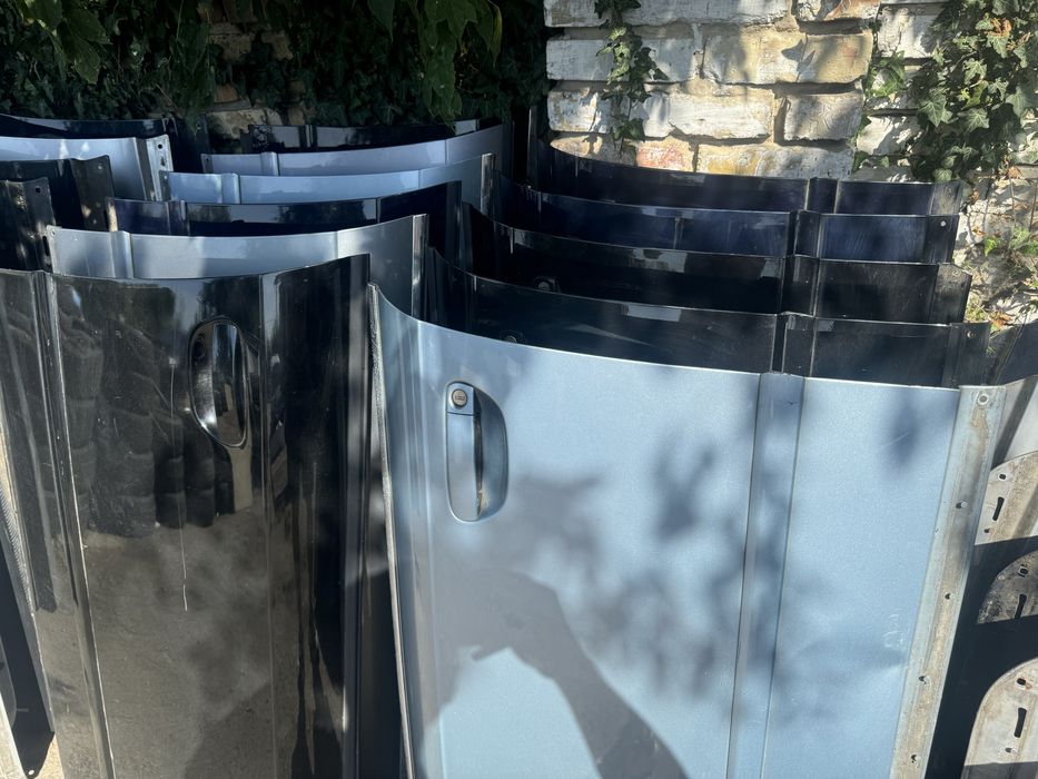 Двері audi a6 c6 дверки ауді а4 б7 дверь срібні чорні сині голі