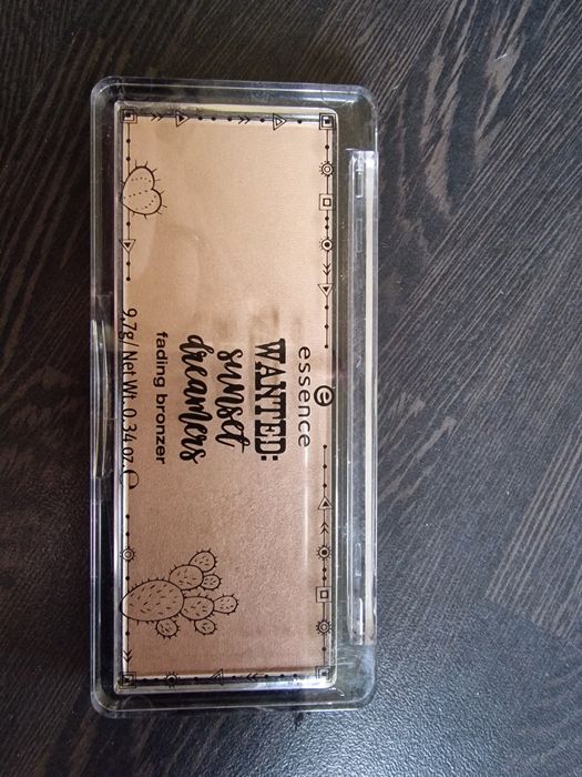 Essence bronzer cienie