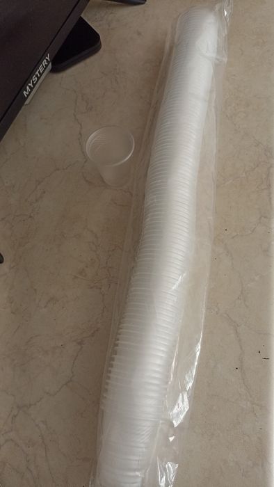 Одноразовые стаканчики(маленькие) рюмочки пластиковые