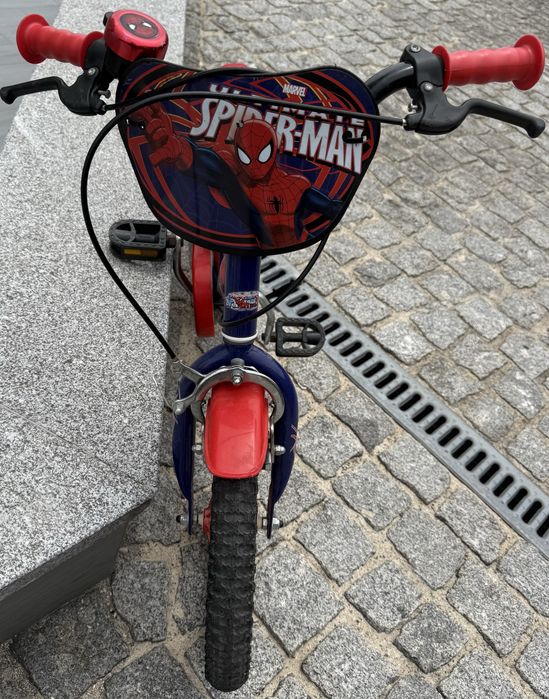 Bicicleta spiderman criança