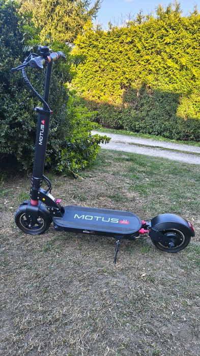 Hulajnoga elektryczna Motus 10 pro