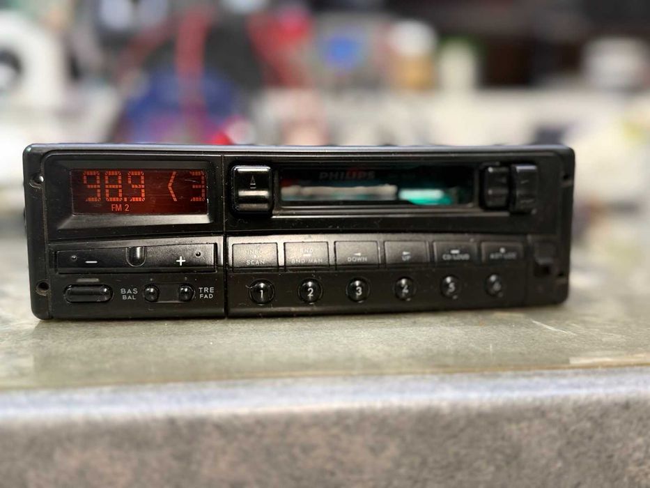 Radio Samochodowe PHILIPS DC215 Klasyk Audi Opel Fiat Maluch Polonez