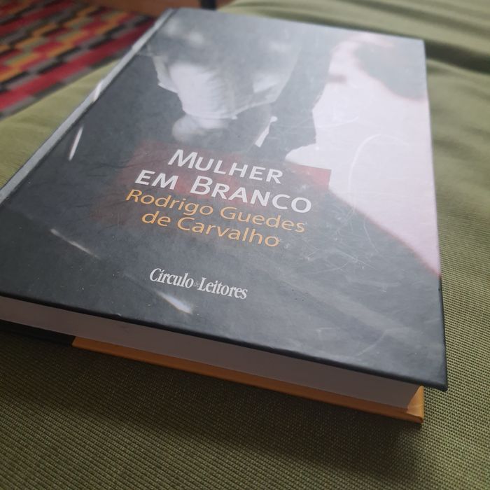 Mulher em branco livro rodrigo guedes de carvalho