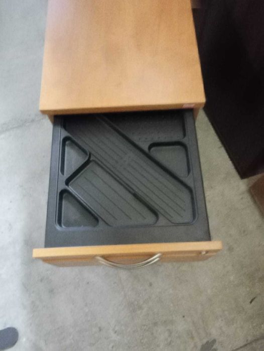 Kontenerek pod biurko MIKOMAX Calvados  kontenerki przybiorniki biuro