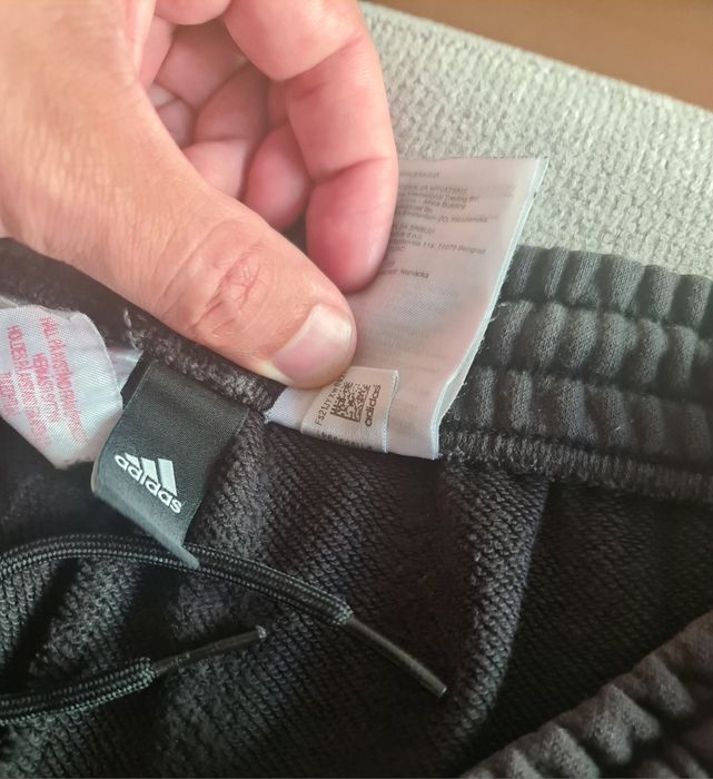 Calções Adidas Preto