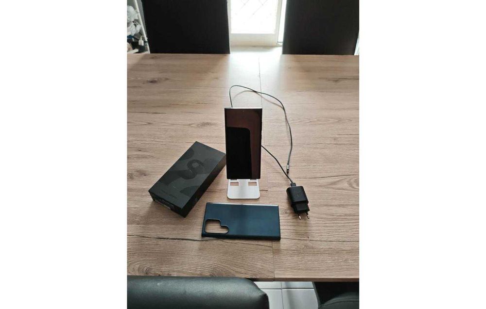 Samsung Galaxy S22 Ultra 128GB com S Pen