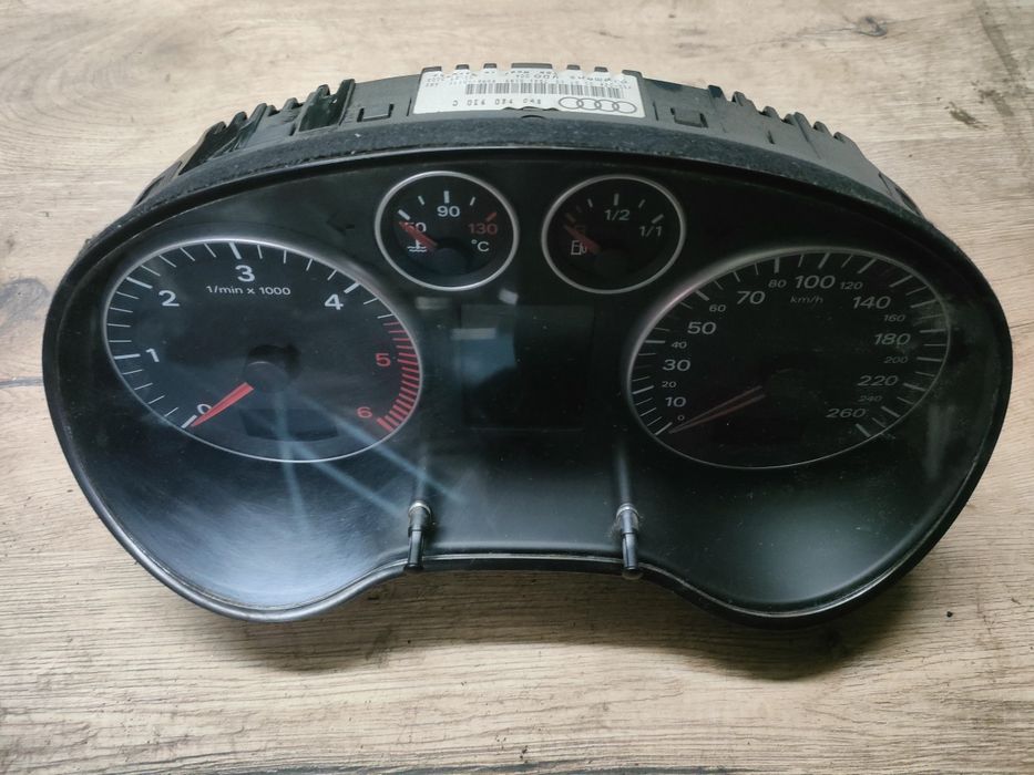 Audi A3 8p 2.0TDI licznik