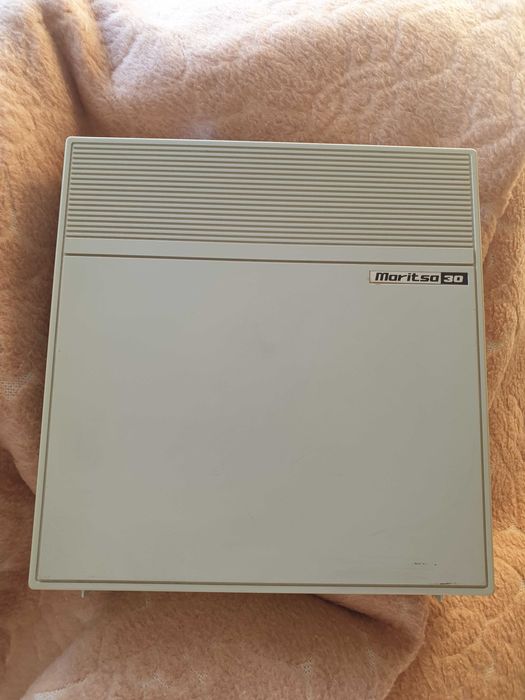 Máquina de escrever Olivetti Portátil