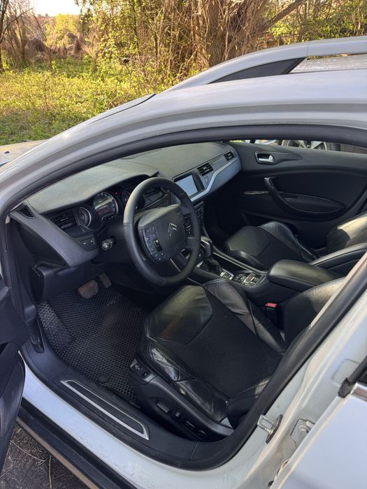 Uszkodzony Citroen C5