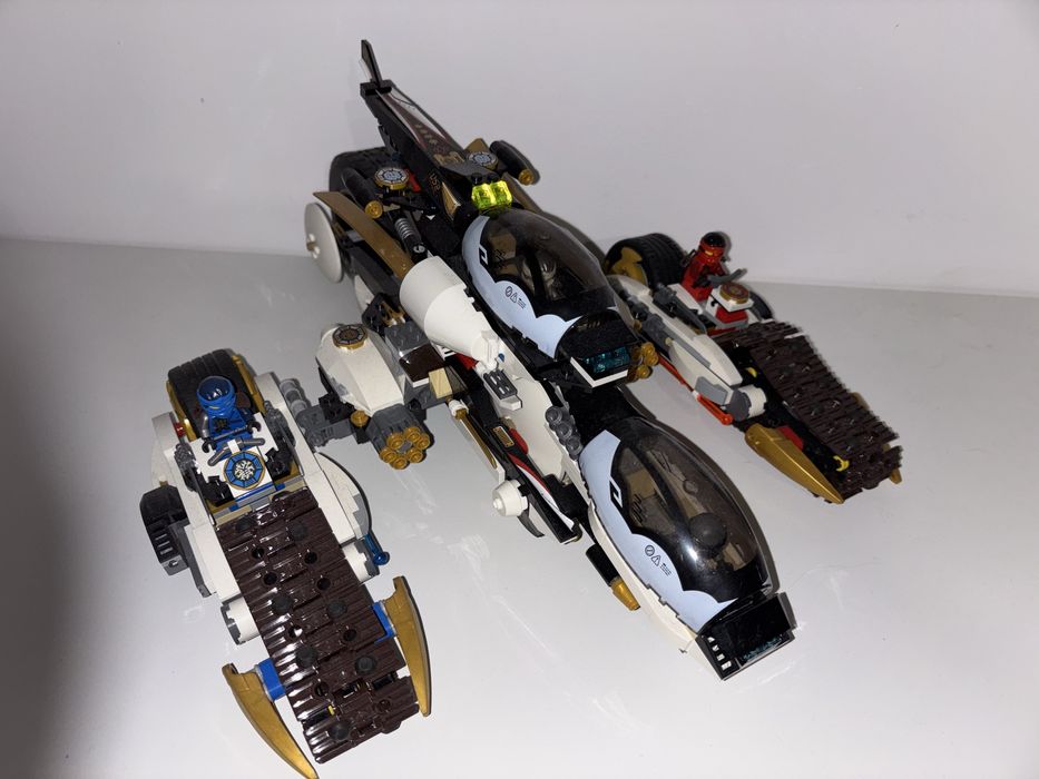 Ninjago „Niewykrywalny Pojazd Ninja"