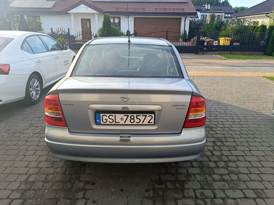 Opel Astra