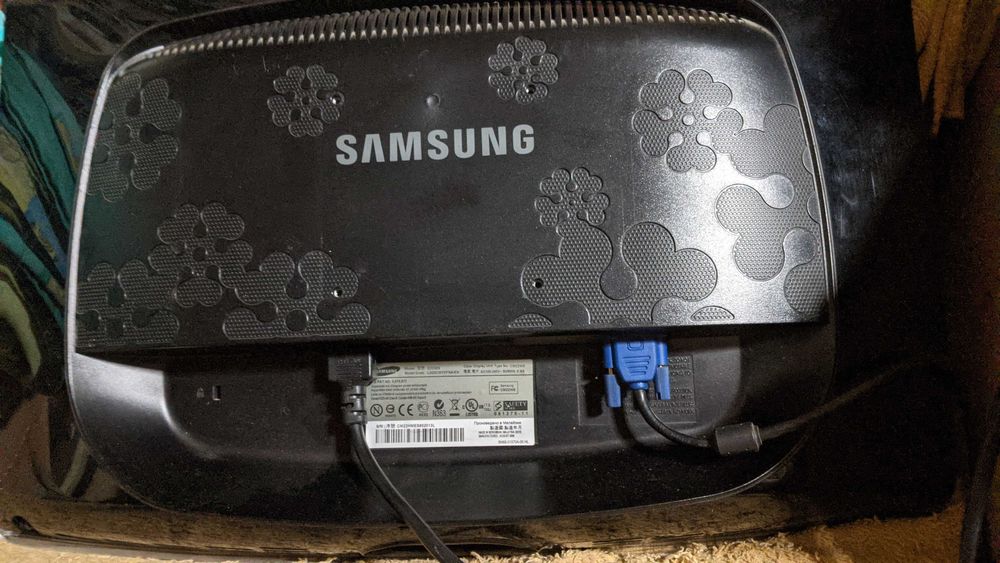 Samsung SyncMaster 2233SN