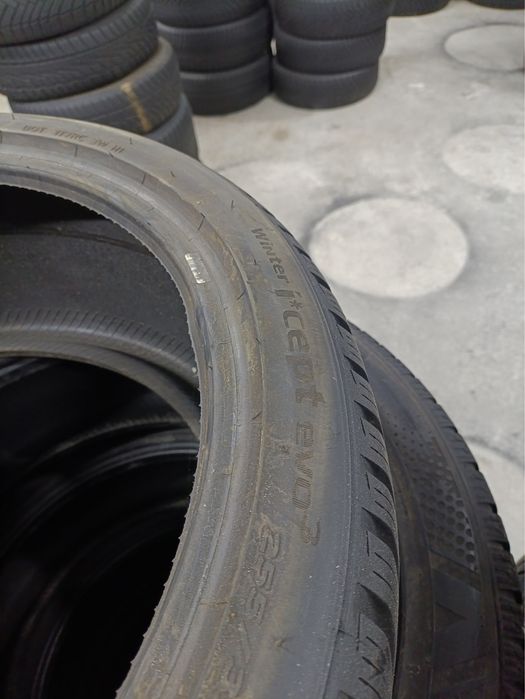 Пара зимової гуми 255/35/20 Hankook
