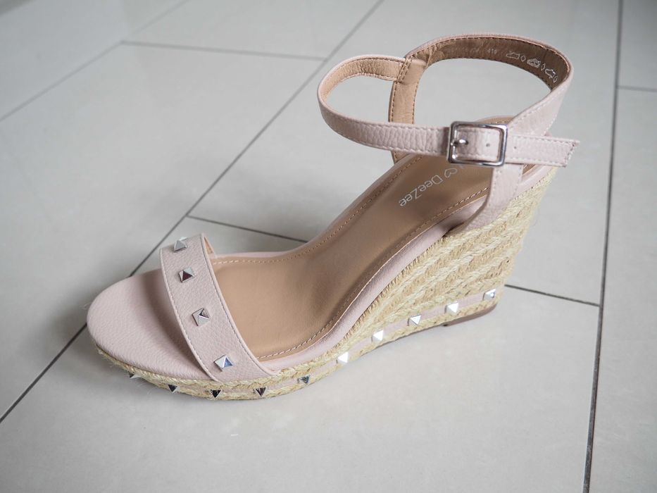 DeeZee sandały damskie pudrowy róż rozm. 41 wkł. 26 cm NOWE