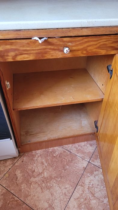 Кухня нижні кухонні ящики із мийкою