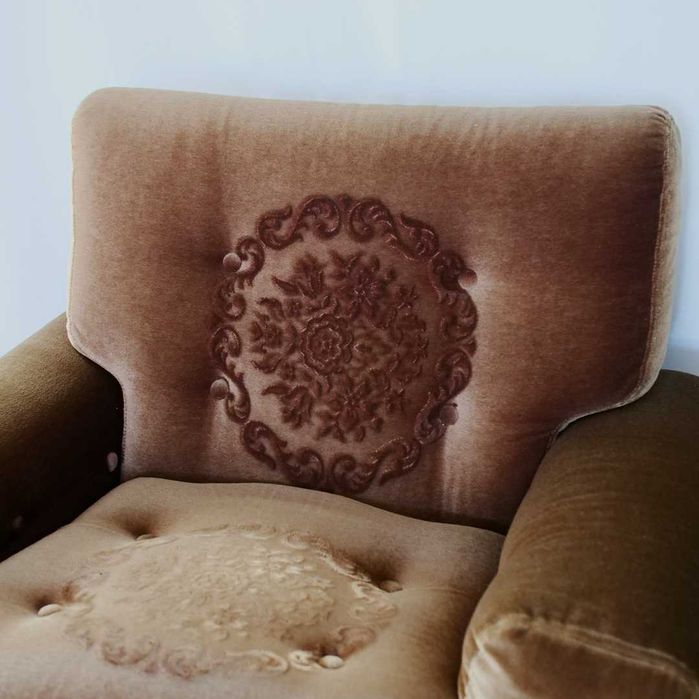 Par de poltronas vintage estofadas