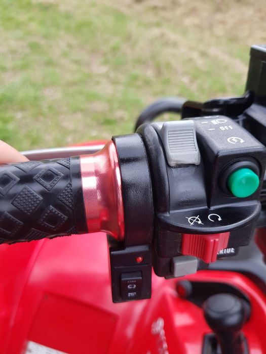 Продам Yamaha Grizzly 700