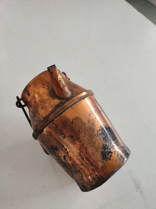 Leiteira Pequena em Cobre Antiga