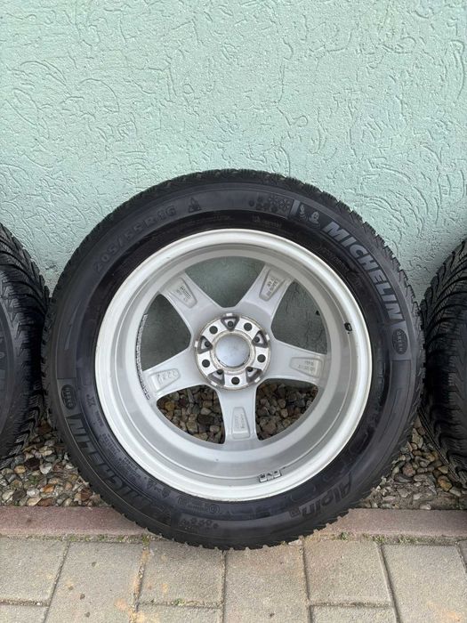 Sprzedam 2 Komplekta opon + Felgi 5x112