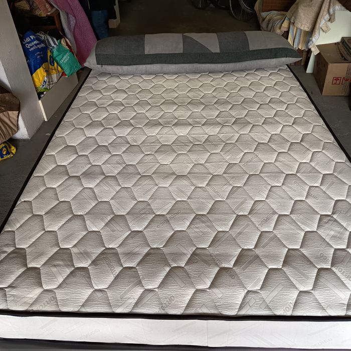 Cama de Casal estrado estrutura com colchão ortopédico