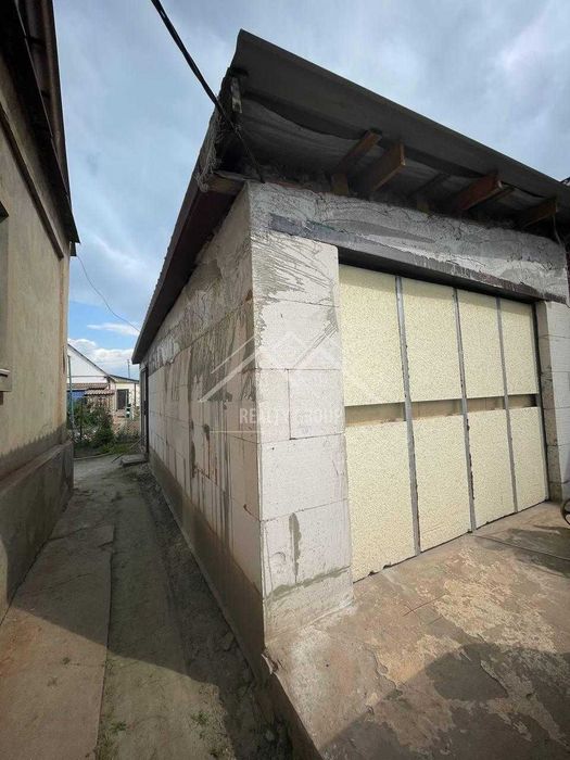 Продаж великого і чудового будинку у ЦМ районі (Pit-Stop)