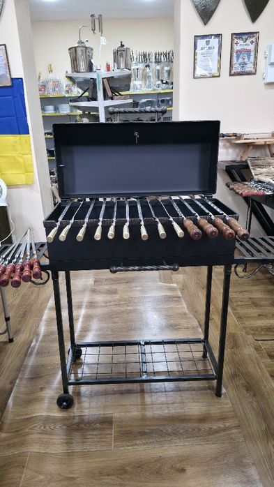 Шукаєте ідеальний мангал, який прослужить роками?
Пропонуємо професій