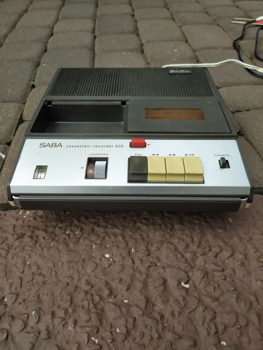 Magnetofon Saba cassetten recorder 320 pokrowiec oryginalny