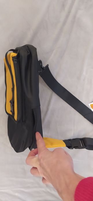 Nowa męska saszetka nerka torba Reserved nakładana  przez ramię