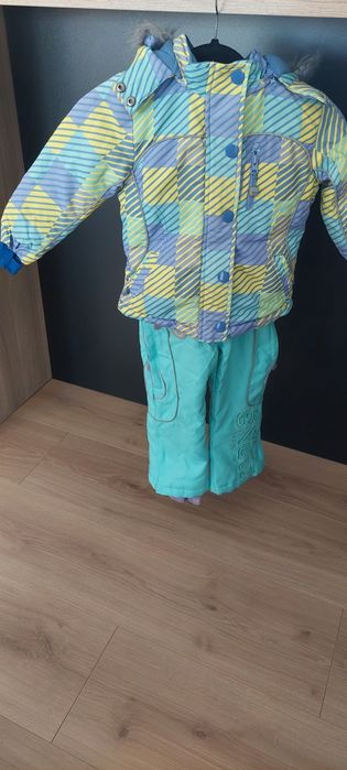 Komplet narciarski spodnie i kurtka. Rozmiar 98