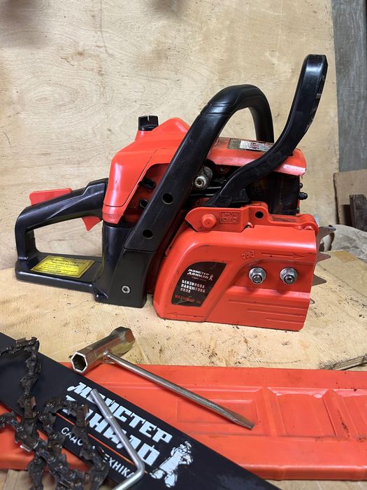 Бензопила Майстер Данило. Нова. Не працювала.