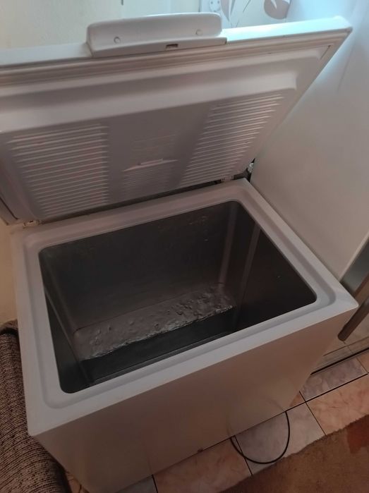 Zamrażarka Whirlpool 204L 80,6cm 42dB szybkie mrożenie biała