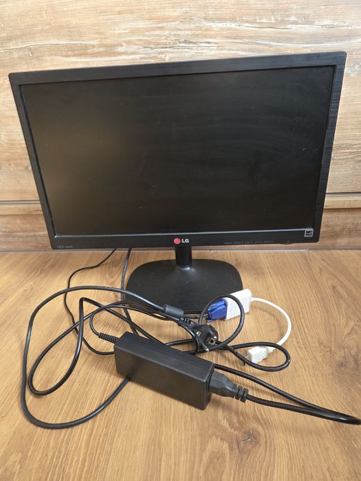 Monitor LG 19.5 cala