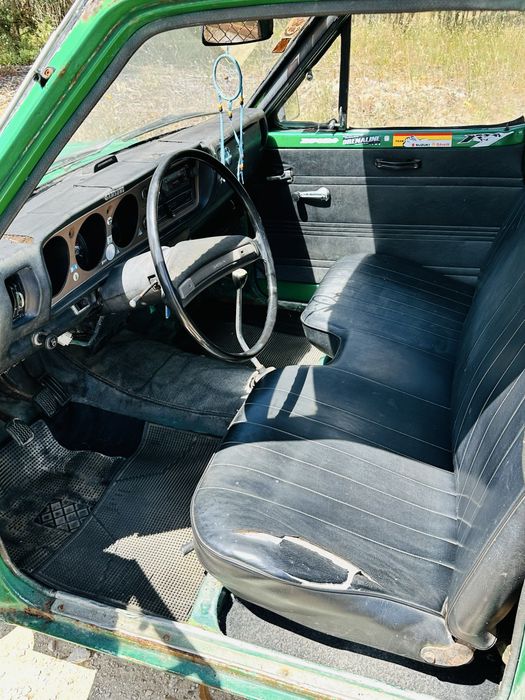 Carrinha caixa aberta/ Pick up Datsun 620