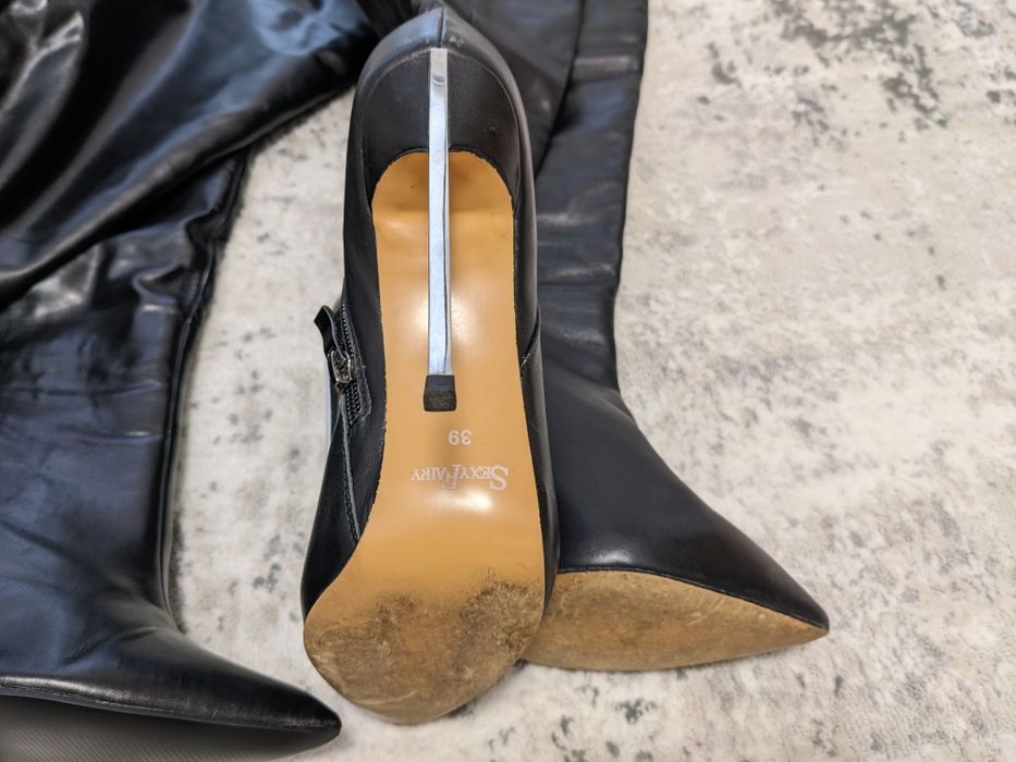 Ботфорти VitoRossi, Casadei
