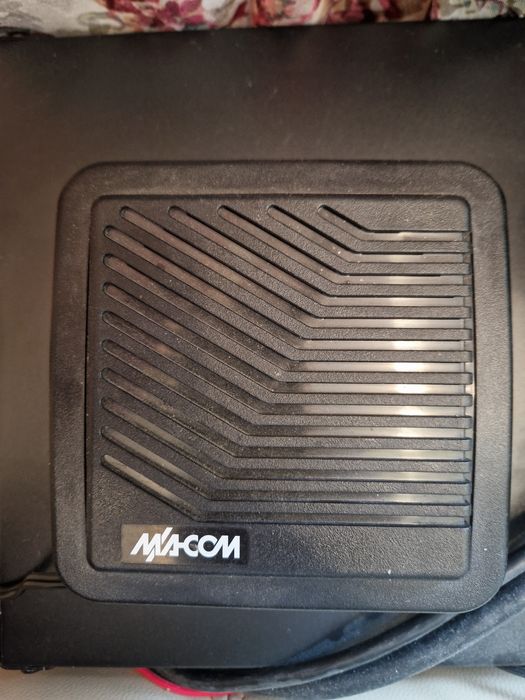 Radiotelefon MACOM/Harris/Ericsson M7100 VHF  zaprogramowany