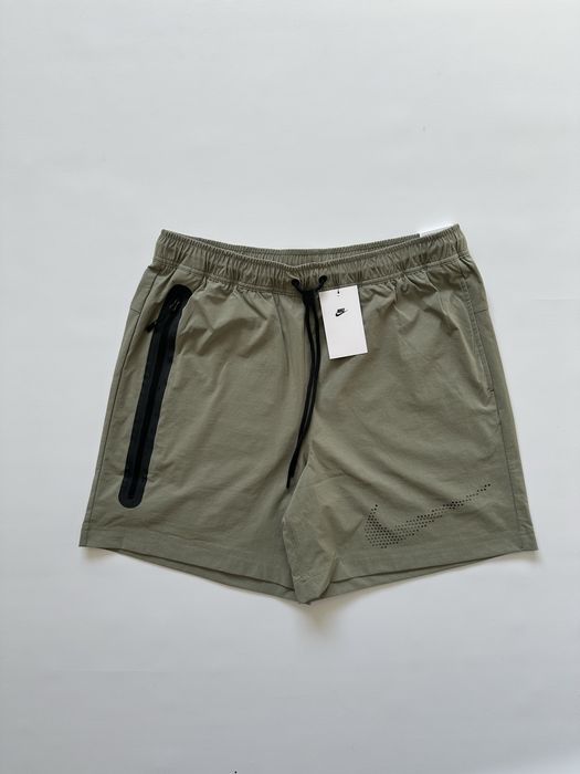 Оригінал! Nike Tech Shorts