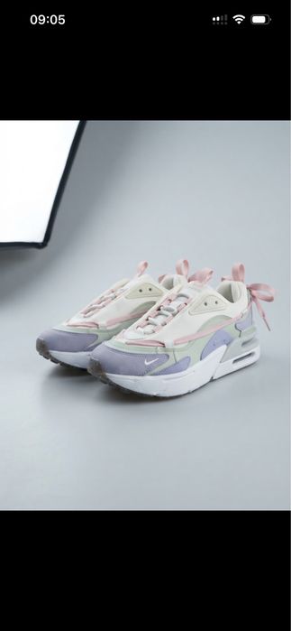 Оригінальні кросівки Nike Air Max Furyosa (39 р. / 25 см)