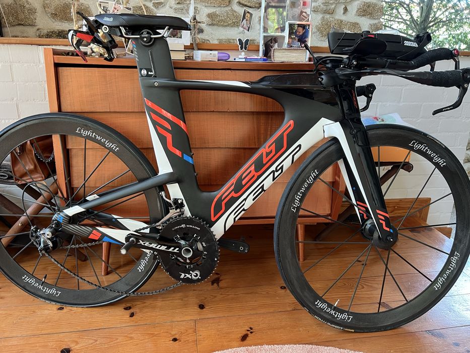 Bicicleta de triatlo / contra-relógio FELT IA3