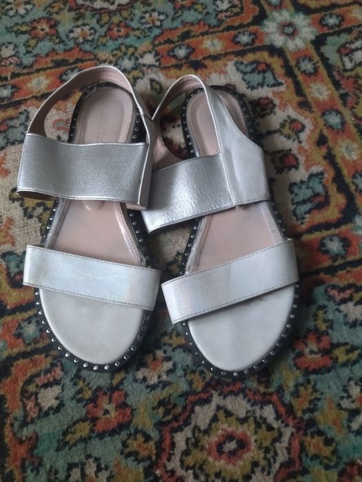 Босоножки,балетки.39р.Гарний стан