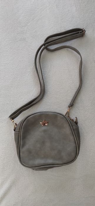 Mała oliwkowa torebka