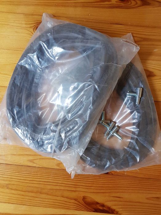 Sprzedam ościeżnice metalowe dwie sztuki  80