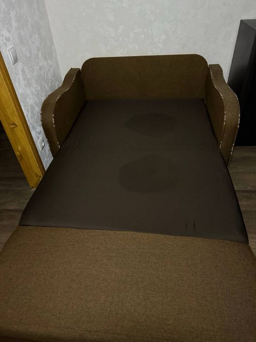 Продам диван за символічну суму!