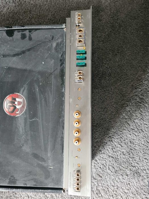 Wzmacnia DLS A5, 3 kanałowy