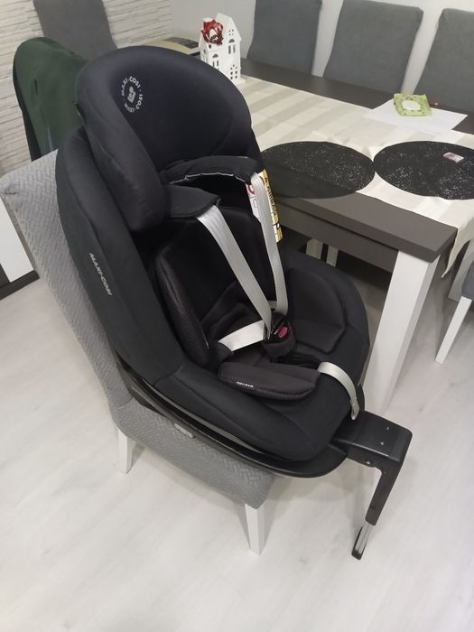 Fotelik wiek 0-4 Maxi Cosi Pearl Pro 2 z bazą Family FiX 2