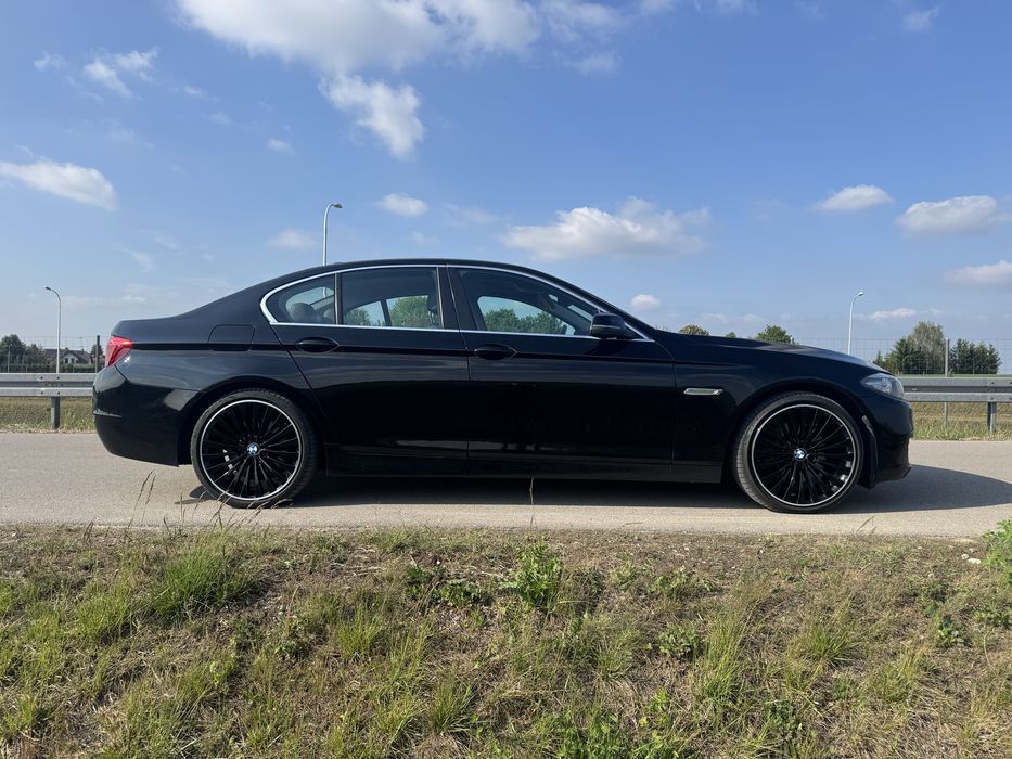 BMW 530 d  300 KM